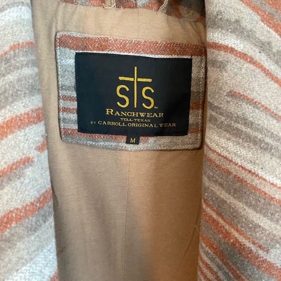STS Ranchwear Porch Coat - Picture 2 of 5